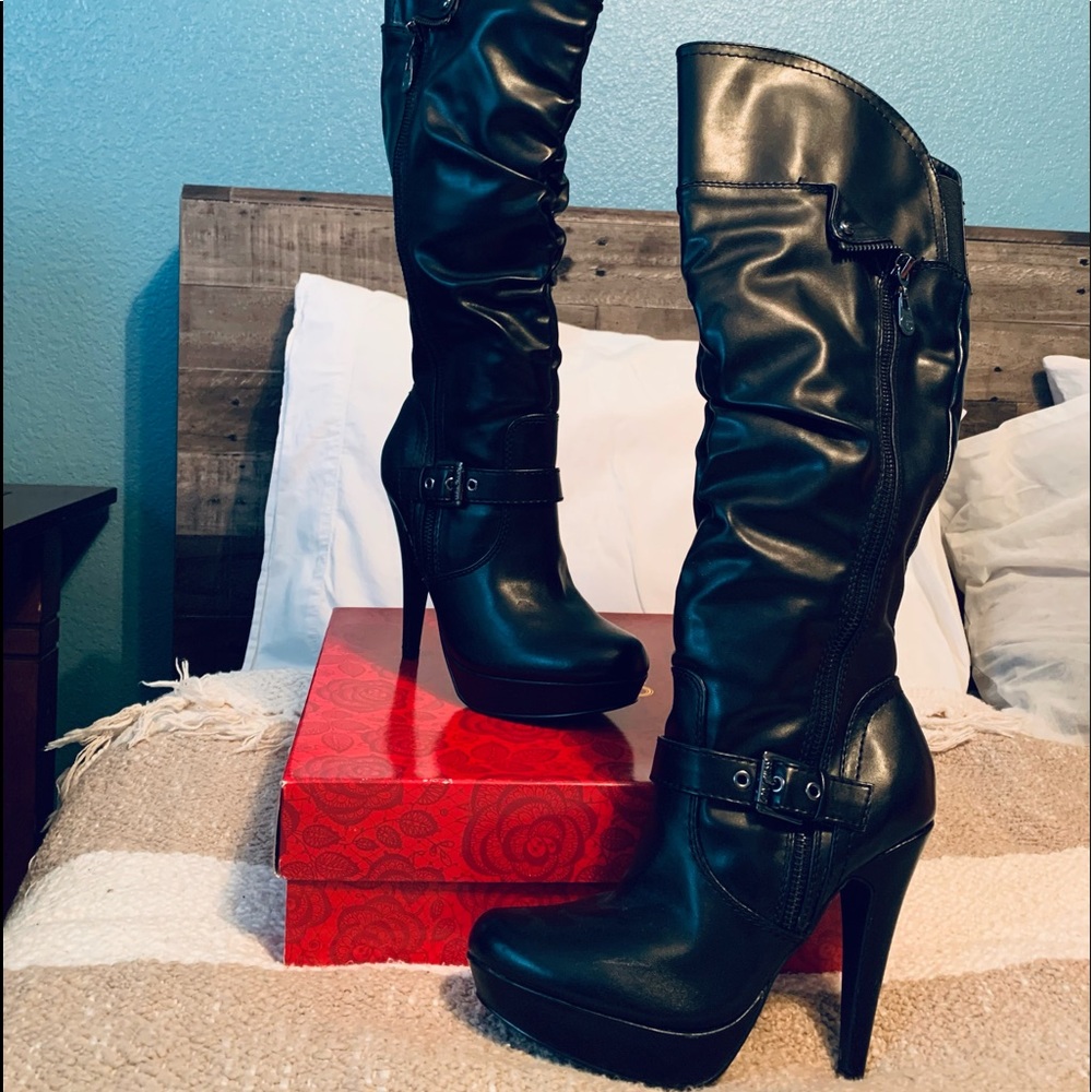 G by Guess boots